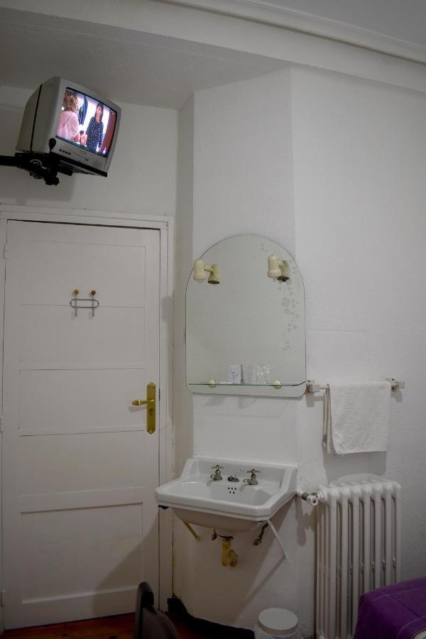 Hostal Oviedo Hotell León Exteriör bild